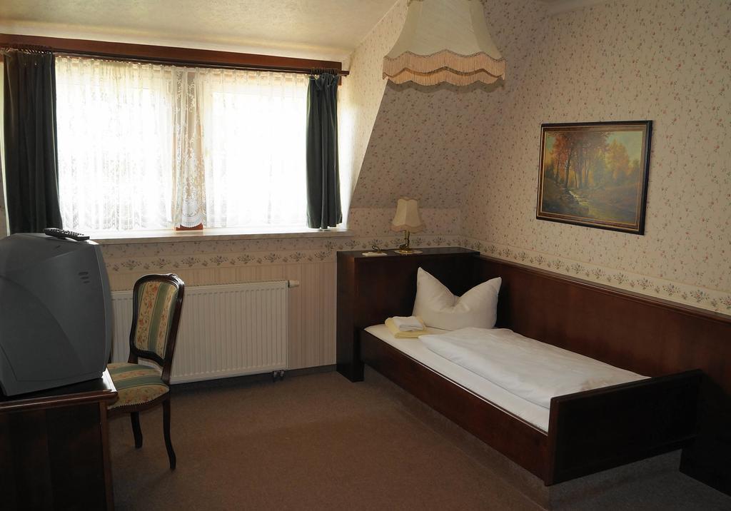 Braugasthof Papiermuehle Ена Номер фото